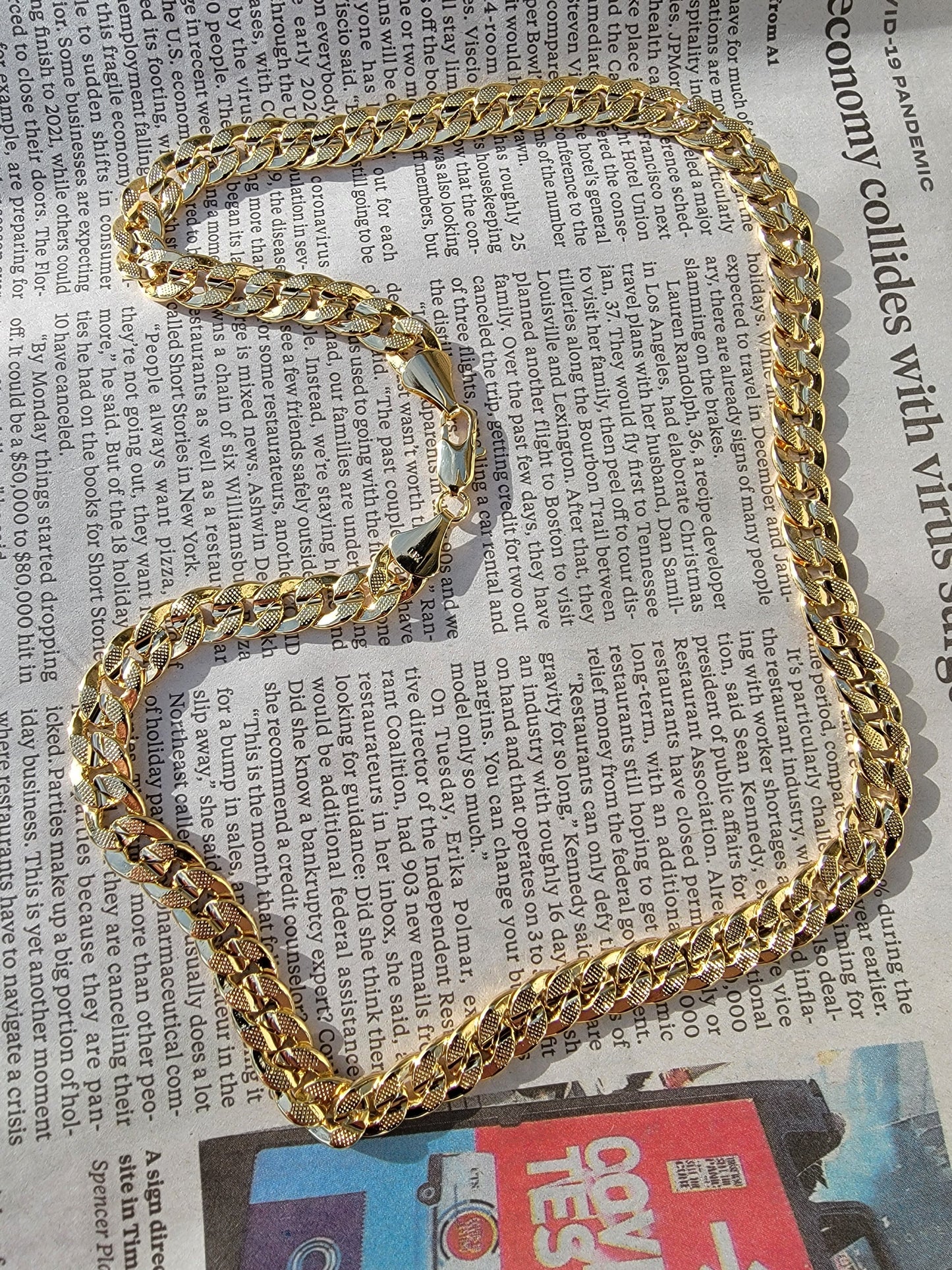 10mm Icy Curb Chain in Yellow Gold