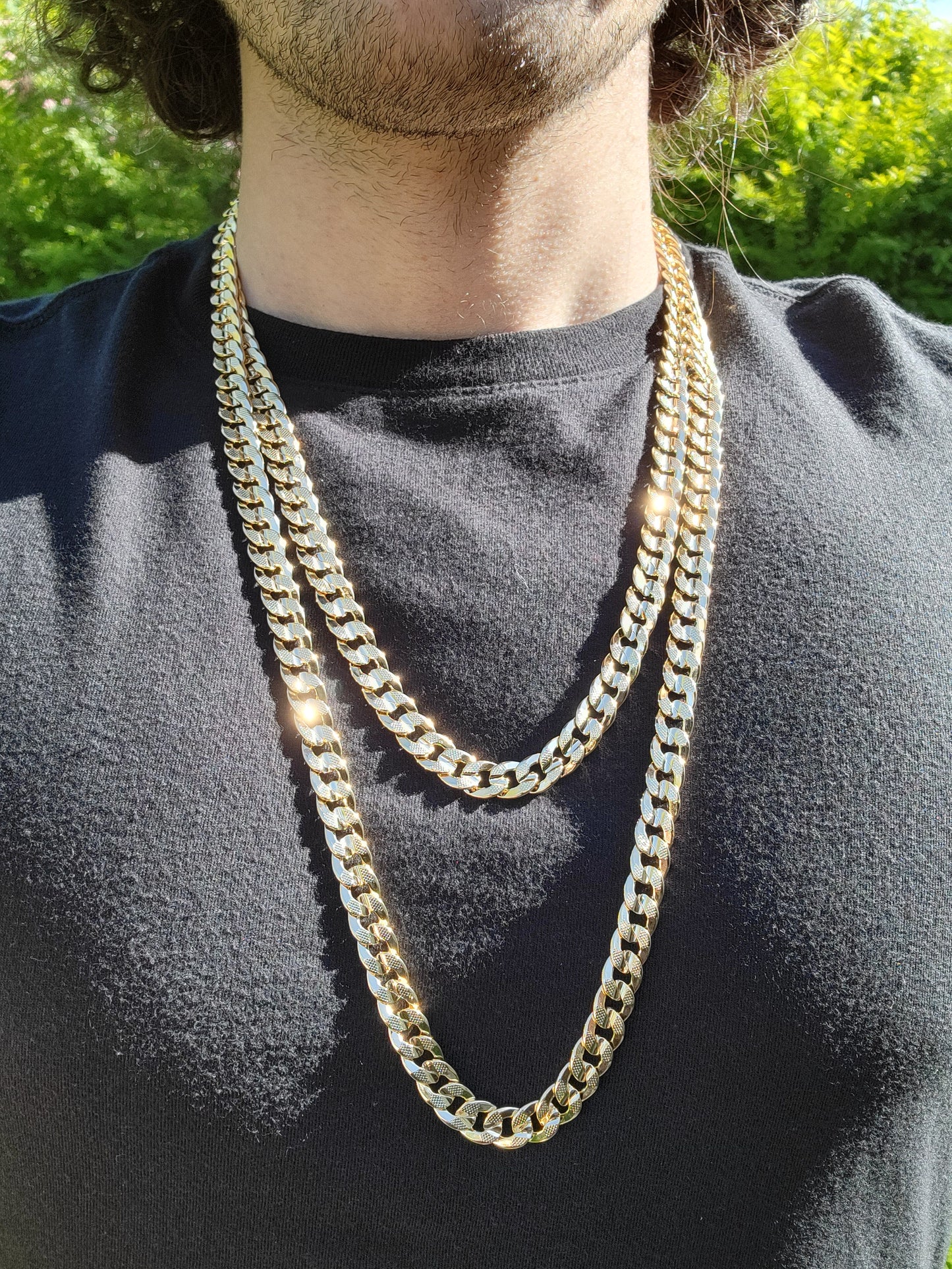 10mm Icy Curb Chain in Yellow Gold